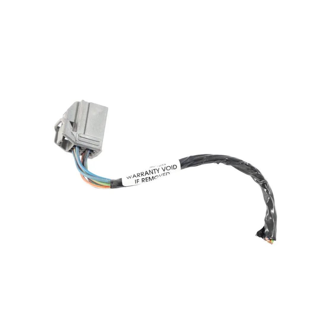 Zewnętrzna Prawa Wiązka Lampy Tylnej do Ford Fiesta Mk7 o numerze C1BB-13404-AD Ford Fiesta Mk7 Zewnętrzna Prawa Wiązka Lampy Tylnej - SKU C1BB-13404-AD-2 - Numer Części C1BB-13404-AD