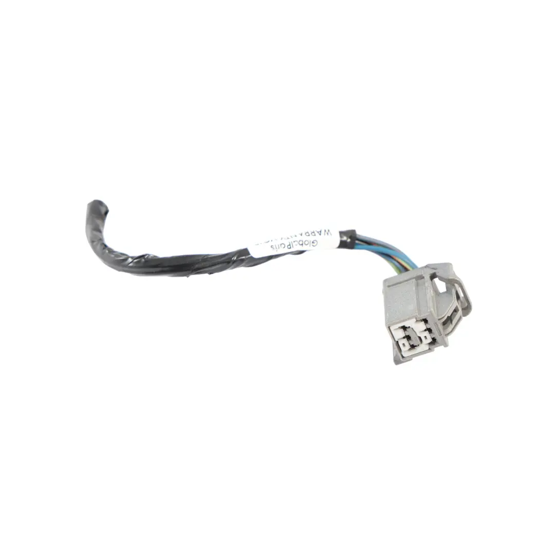 Zewnętrzna Prawa Wiązka Lampy Tylnej do Ford Fiesta Mk7 o numerze C1BB-13404-AD Ford Fiesta Mk7 Zewnętrzna Prawa Wiązka Lampy Tylnej - SKU C1BB-13404-AD-2 - Numer Części C1BB-13404-AD