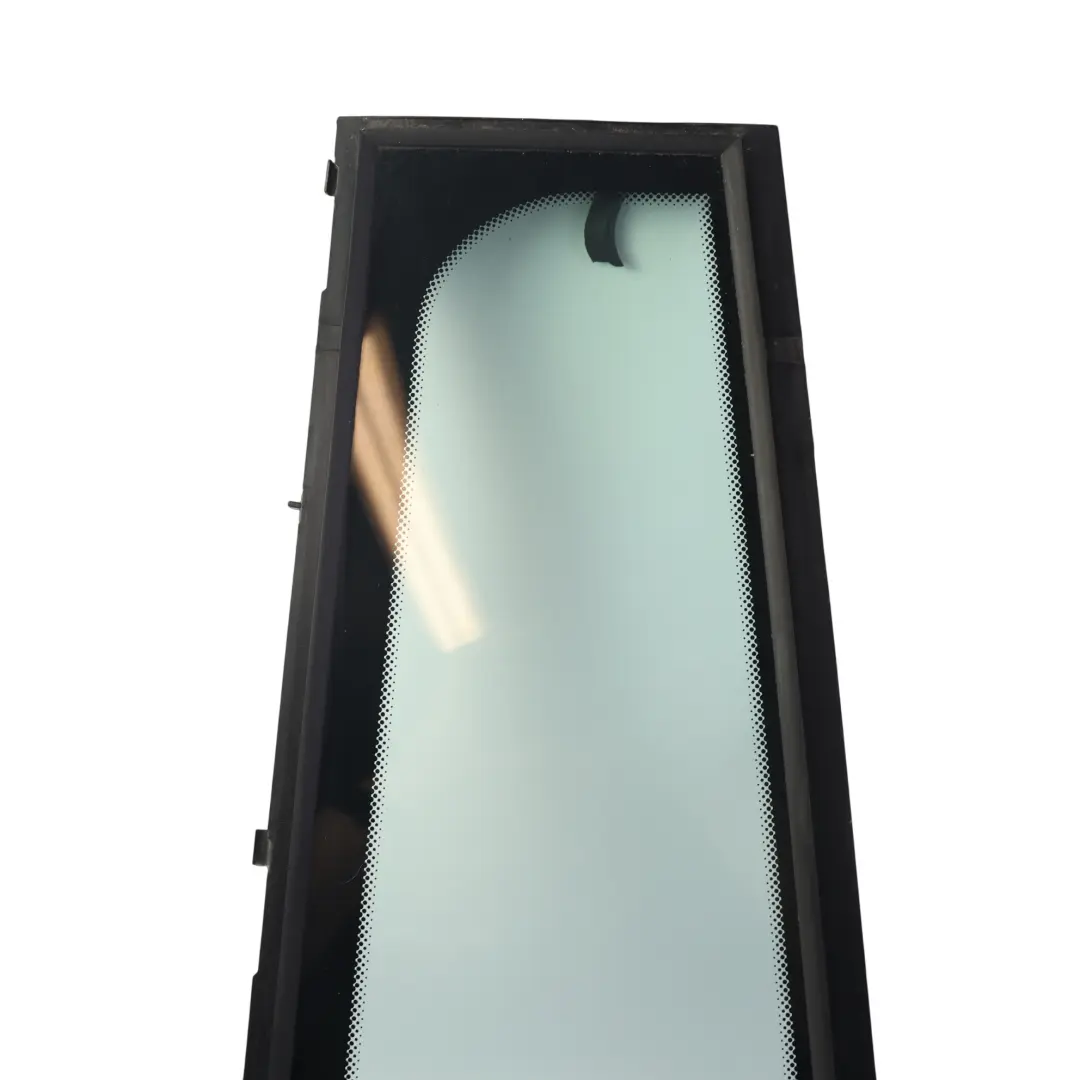 Range Rover L322 Cristal Ventana Trasera Lateral Derecho XH42-21422-CB - SKU LR040922 - Número de pieza LR040923
