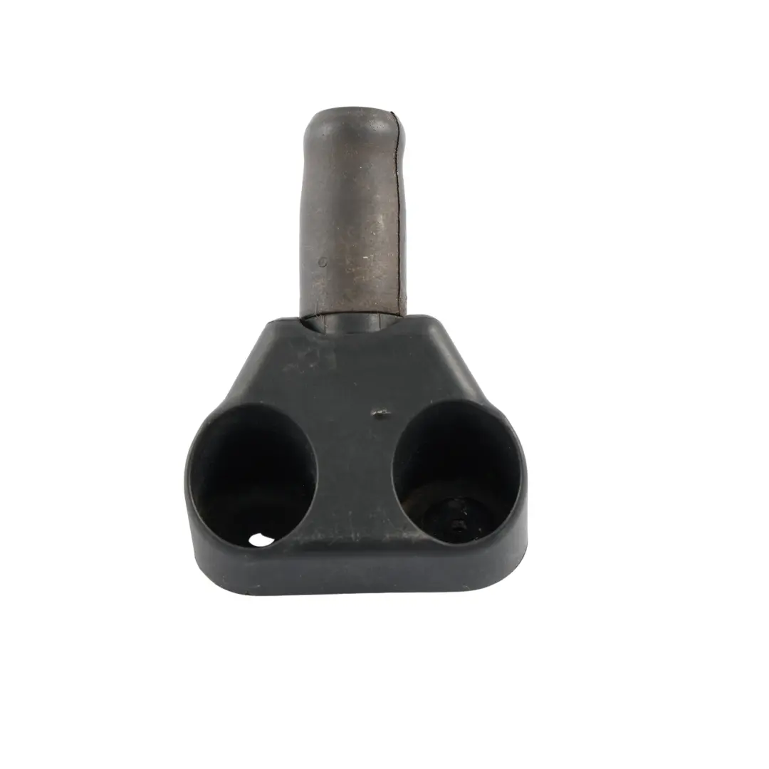 C520 Tope Limitador Portón Trasero para Ford Kuga con número de pieza CJ54-S40174 Ford Kuga C520 Tope Limitador Portón Trasero - SKU CJ54-S40174 - Número de pieza CJ54-S40174