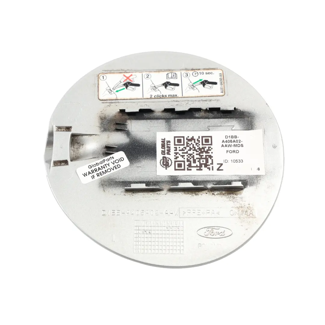 Tapa Cubierta Combustible Plata Moondust ZJ para Ford Fiesta MK7 con número de pieza D1BB-A405A02-AAW Ford Fiesta MK7 Tapa Cubierta Combustible Plata Moondust ZJ - SKU D1BB-A405A02-AAW-MDS - Número de pieza D1BB-A405A02-AAW