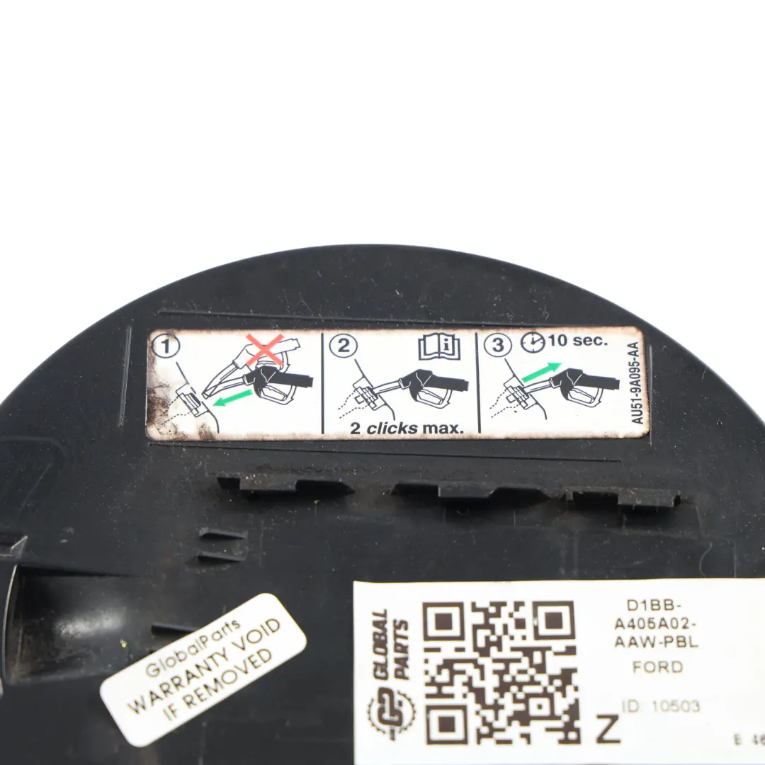 Klapka Wlewu Paliwa Czarny Panther Metallic D9 do Ford Fiesta MK7 o numerze D1BB-A405A02-AAW Ford Fiesta MK7 Klapka Wlewu Paliwa Czarny Panther Metallic D9 - SKU D1BB-A405A02-AAW-PBL - Numer Części D1BB-A405A02-AAW