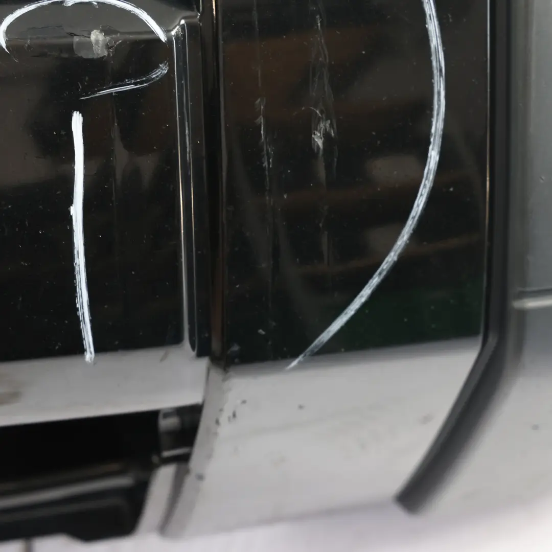 Przedni Zderzak Panel Java Czarny 697 do Land Rover Discovery 3 L319 o numerze DPB001265LML Land Rover Discovery 3 L319 Przedni Zderzak Panel Java Czarny 697 - SKU DPB001265LML-JAB - Numer Części DPB001265LML