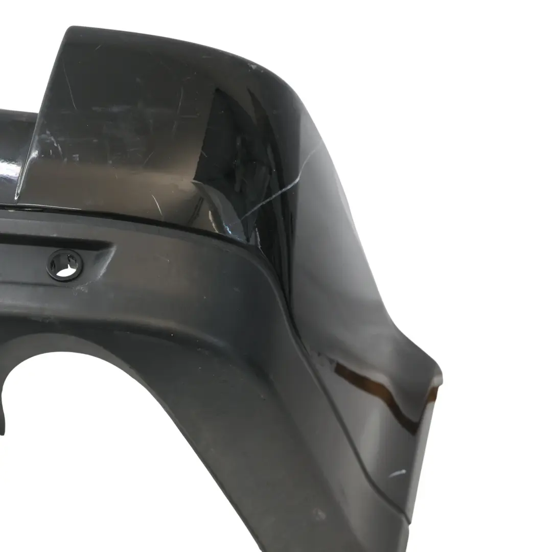 Zderzak Tylny Santorini Black Czarny - 820 do Range Rover Sport L320 o numerze DQC500091LML Range Rover Sport L320 Zderzak Tylny Santorini Black Czarny - 820 - SKU DQC500091LML-SAB - Numer Części DQC500091LML
