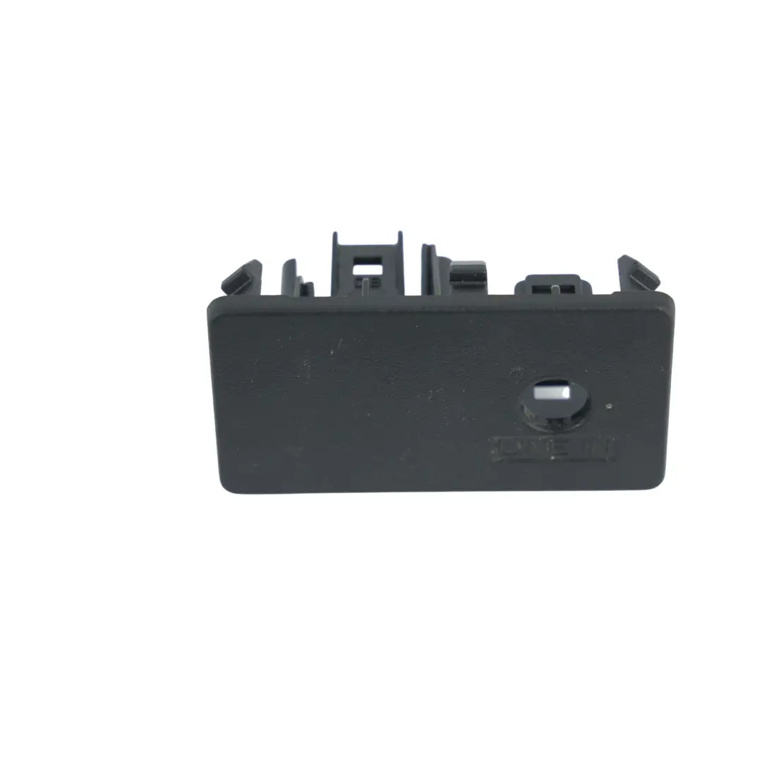 Ford Transit Connect Prise AUX Cache Panneau Garniture - SKU DT11-V045K12-EC - Numéro de pièce DT11-V045K12-EC