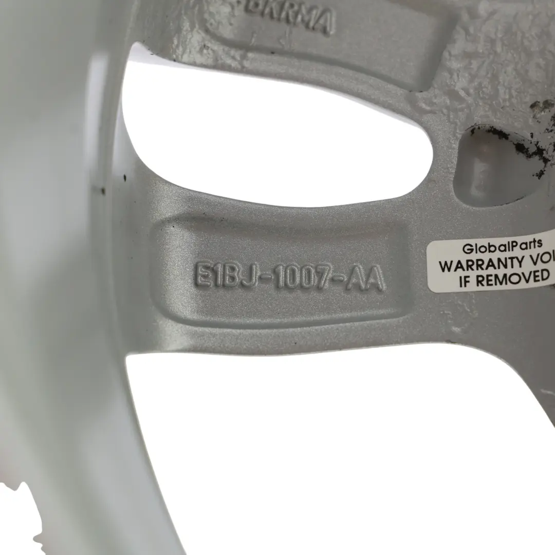 Llanta Aleación Plata 15" 6J ET:47.5 para Ford Fiesta MK7 con número de pieza E1BJ-1007-AA Ford Fiesta MK7 Llanta Aleación Plata 15" 6J ET:47.5 - SKU E1BJ-1007-AA-3 - Número de pieza E1BJ-1007-AA