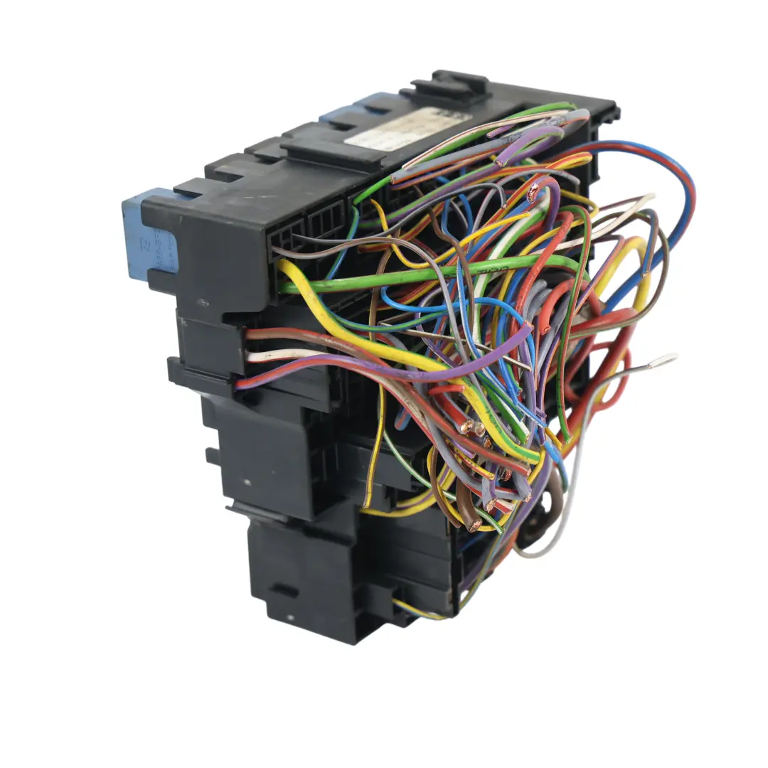 Fuse Box Control Unit Module to Ford Fiesta Mk7 Engine with Part number E1BT-14K012-PDB Ford Fiesta Mk7 Engine Fuse Box Control Unit Module - SKU E1BT-14K012-PDB - Part number E1BT-14K012-PDB