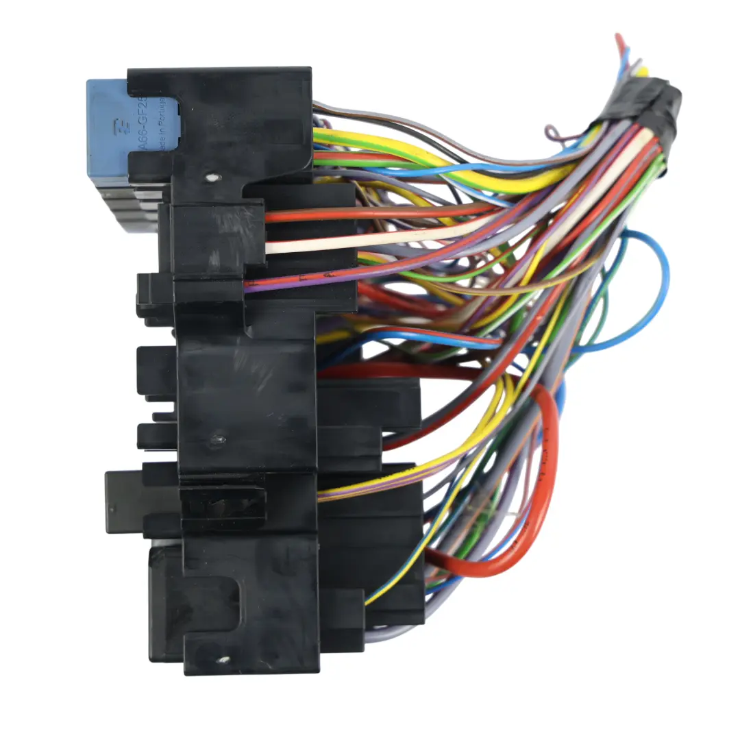 Ford Fiesta Mk7 Engine Fuse Box Control Unit Module E1BT-14K012-DFD - SKU E1BT14K012DFD - Part number E1BT14K012DFD
