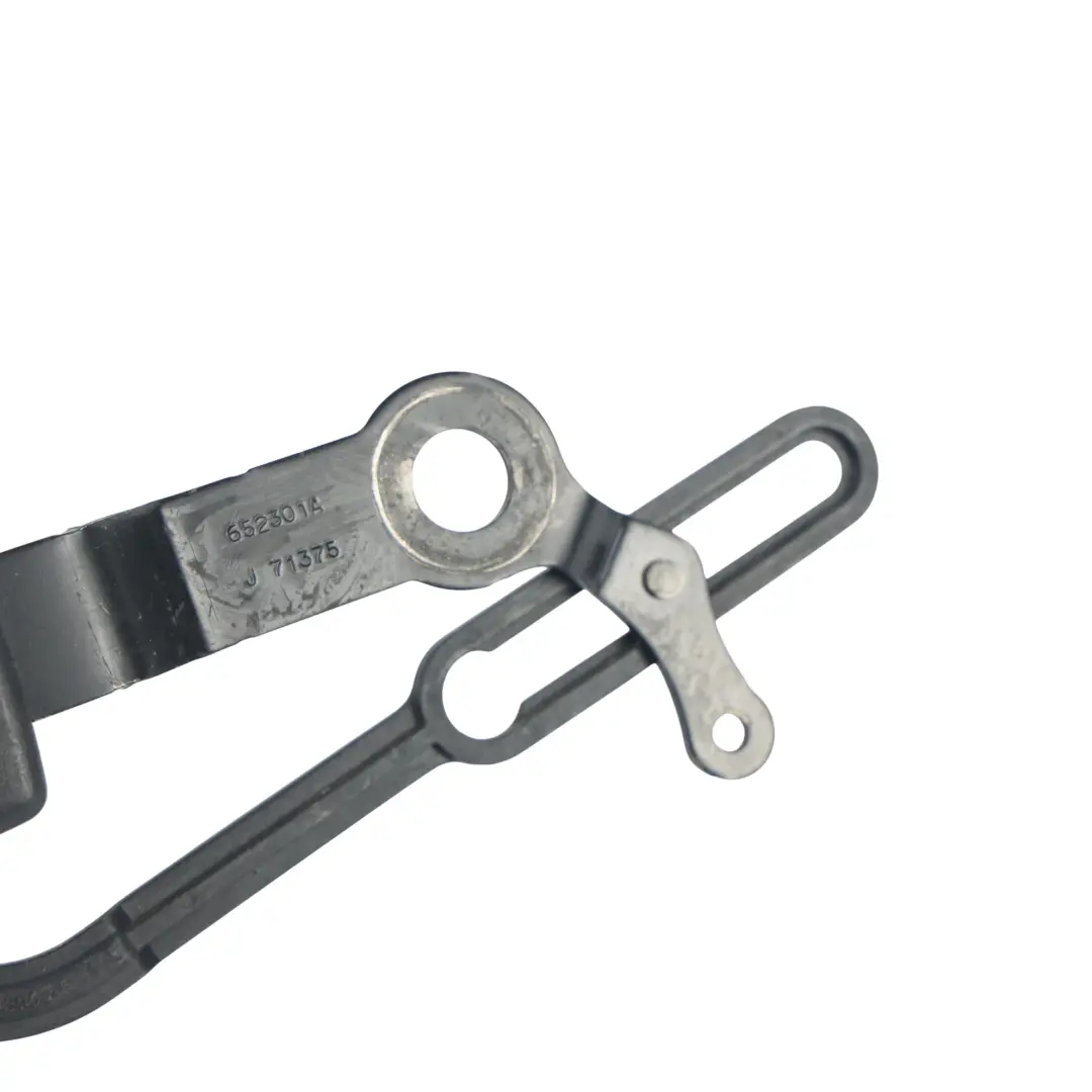 Belt Stalk Buckle Left N/S to Land Rover Discovery 3 L319 Rear Seat with Part number EVL501310PMA Land Rover Discovery 3 L319 Rear Seat Belt Stalk Buckle Left N/S - SKU EVL501310PMA - Part number EVL501310PMA
