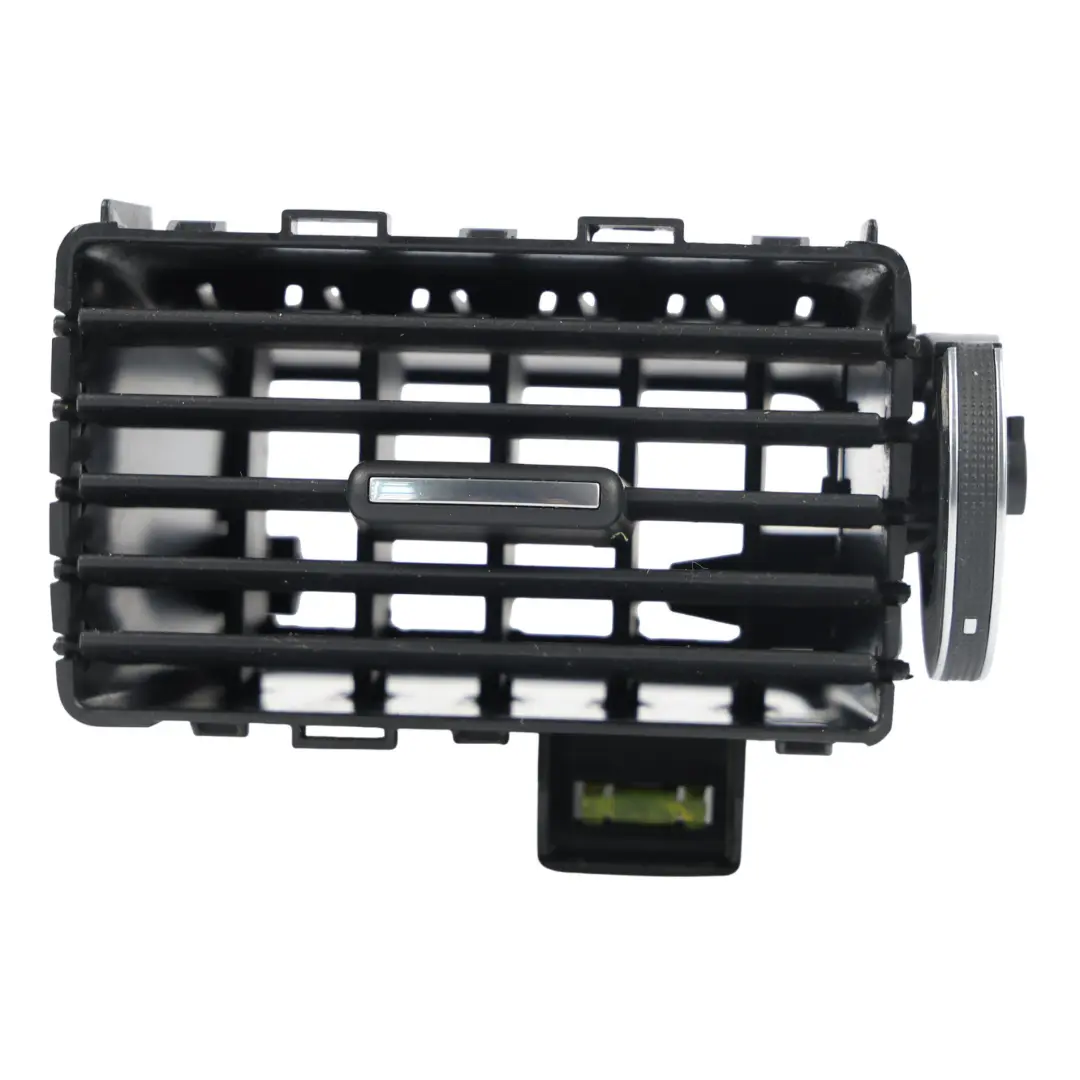 Land Rover Discovery L550 Dashboard Centre Air Vent Left N/S - SKU FK72-014L21-BD - Part number FK72-014L21-BD