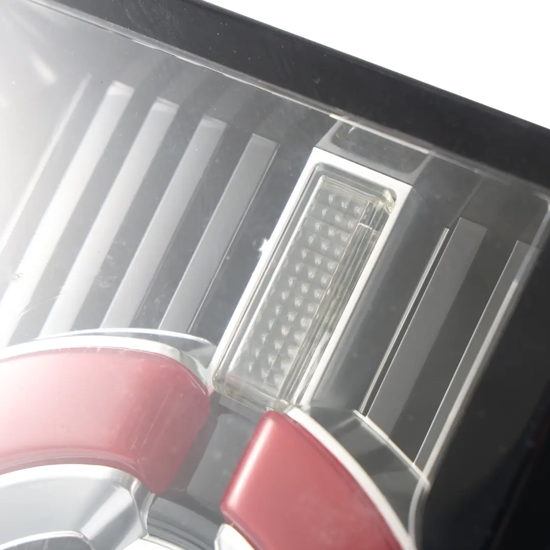 Land Rover Discovery L550 Rear Tail Light Lamp Inner Right O/S - SKU FK72-13192-BF - Part number FK72-13192-BF