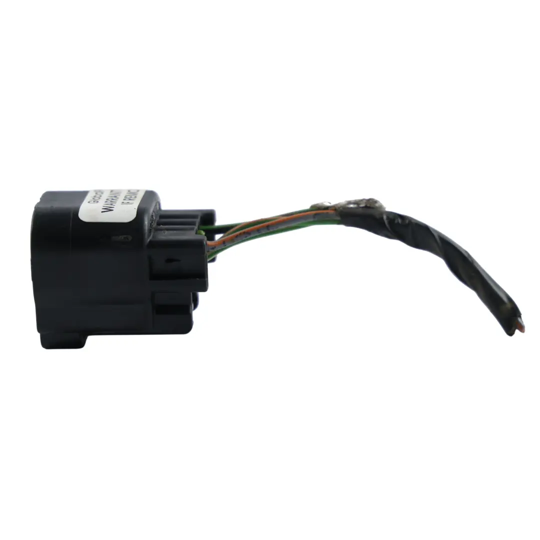 Land Rover Discovery L550 Rear Tail Light Socket Wiring Left N/S - SKU FK72-13405-CF-2 - Part number FK72-13405-CF