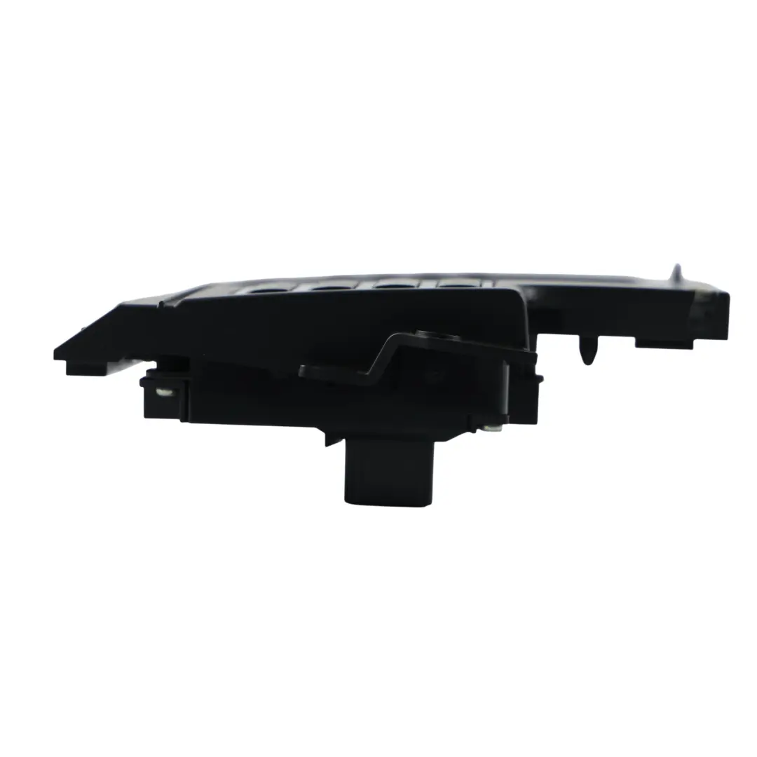 Ramka Ekranu Nawigacji do Land Rover Discovery Sport L550 o numerze FK72-19F211-MC Land Rover Discovery Sport L550 Ramka Ekranu Nawigacji - SKU FK72-19F211-MC - Numer Części FK72-19F211-MC