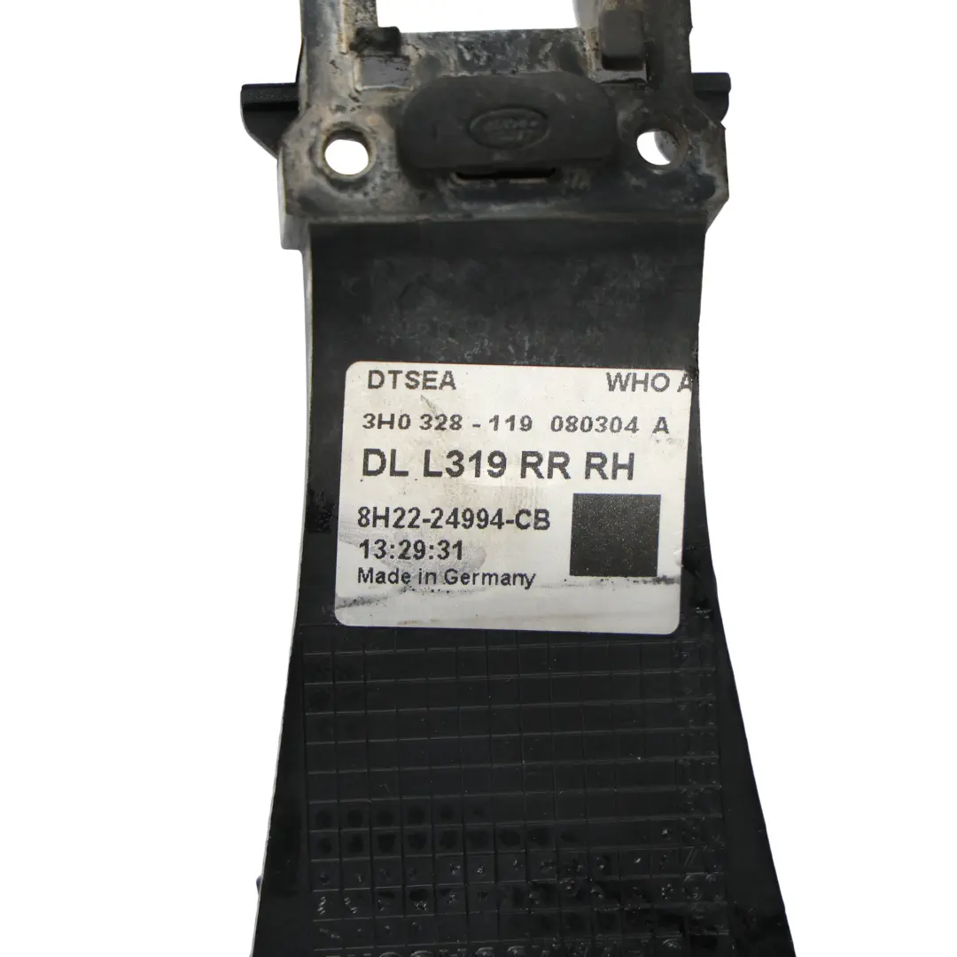 Land Rover Discovery L319 Base Manija Cerradura Puerta Trasera Derecha - SKU FQM000320 - Número de pieza FQM000320