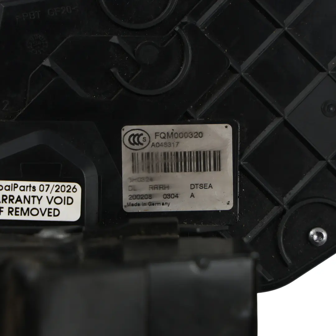 Land Rover Discovery L319 Base Manija Cerradura Puerta Trasera Derecha - SKU FQM000320 - Número de pieza FQM000320