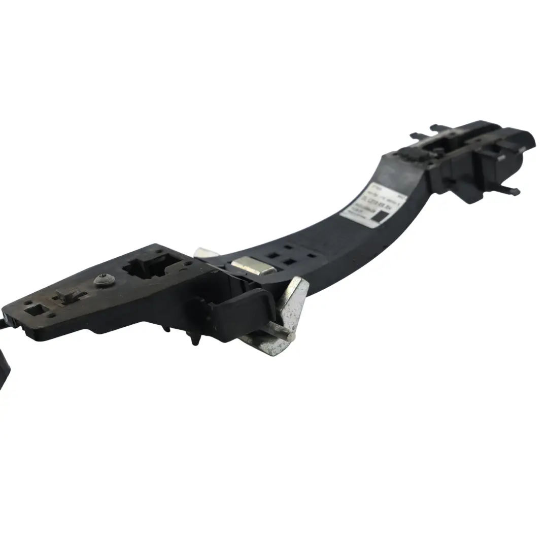 Base Manija Cerradura Puerta Trasera Derecha para Land Rover Discovery L319 con número de pieza FQM000320 Land Rover Discovery L319 Base Manija Cerradura Puerta Trasera Derecha - SKU FQM000320 - Número de pieza FQM000320