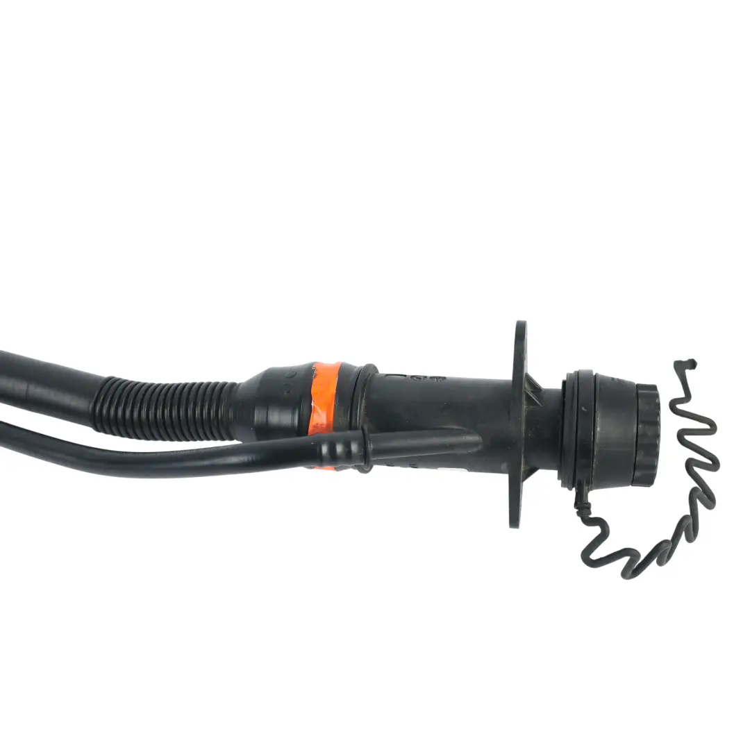 Wąż Wlew Przewód AdBlue do Land Rover Discovery L550 o numerze GK72-5J232-AD Land Rover Discovery L550 Wąż Wlew Przewód AdBlue - SKU GK72-5J232-AD - Numer Części GK72-5J232-AD