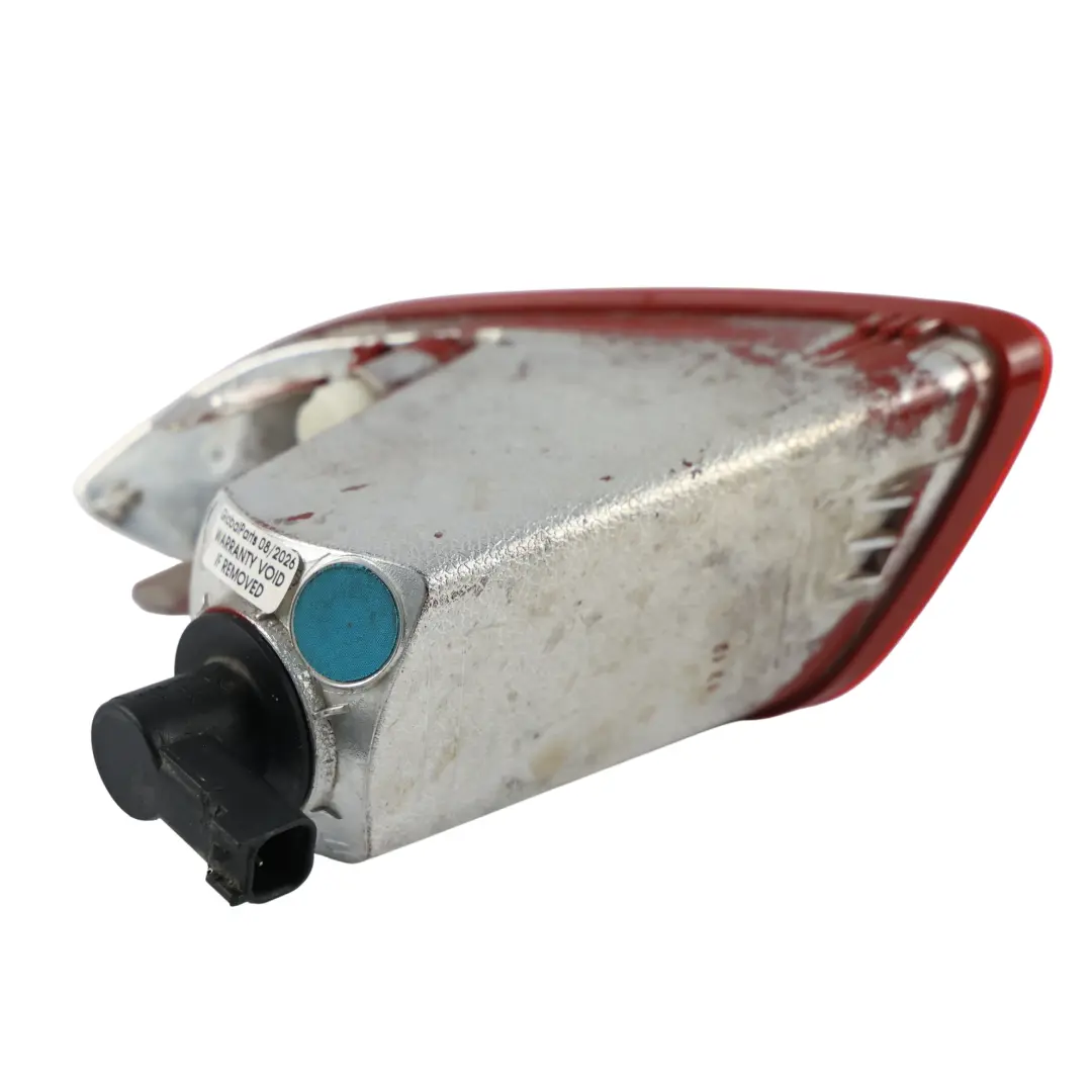 Ford Fiesta Mk8 Lampa Przeciwmgielna Tylna Prawa - SKU RHD-H1BB-15K272-AD - Numer Części H1BB-15K272-AD