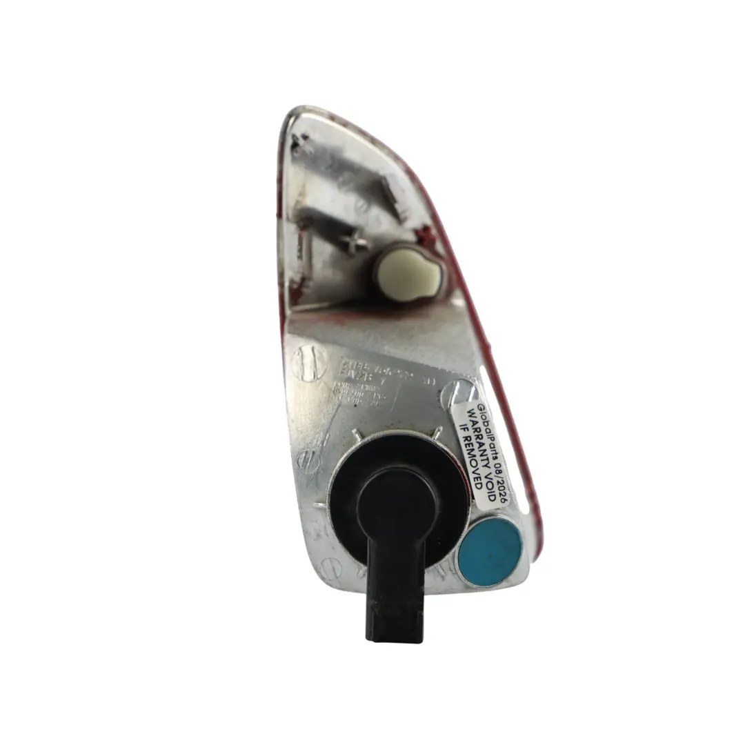Mk8 Lampa Przeciwmgielna Tylna Prawa do Ford Fiesta o numerze H1BB-15K272-AD Ford Fiesta Mk8 Lampa Przeciwmgielna Tylna Prawa - SKU RHD-H1BB-15K272-AD - Numer Części H1BB-15K272-AD