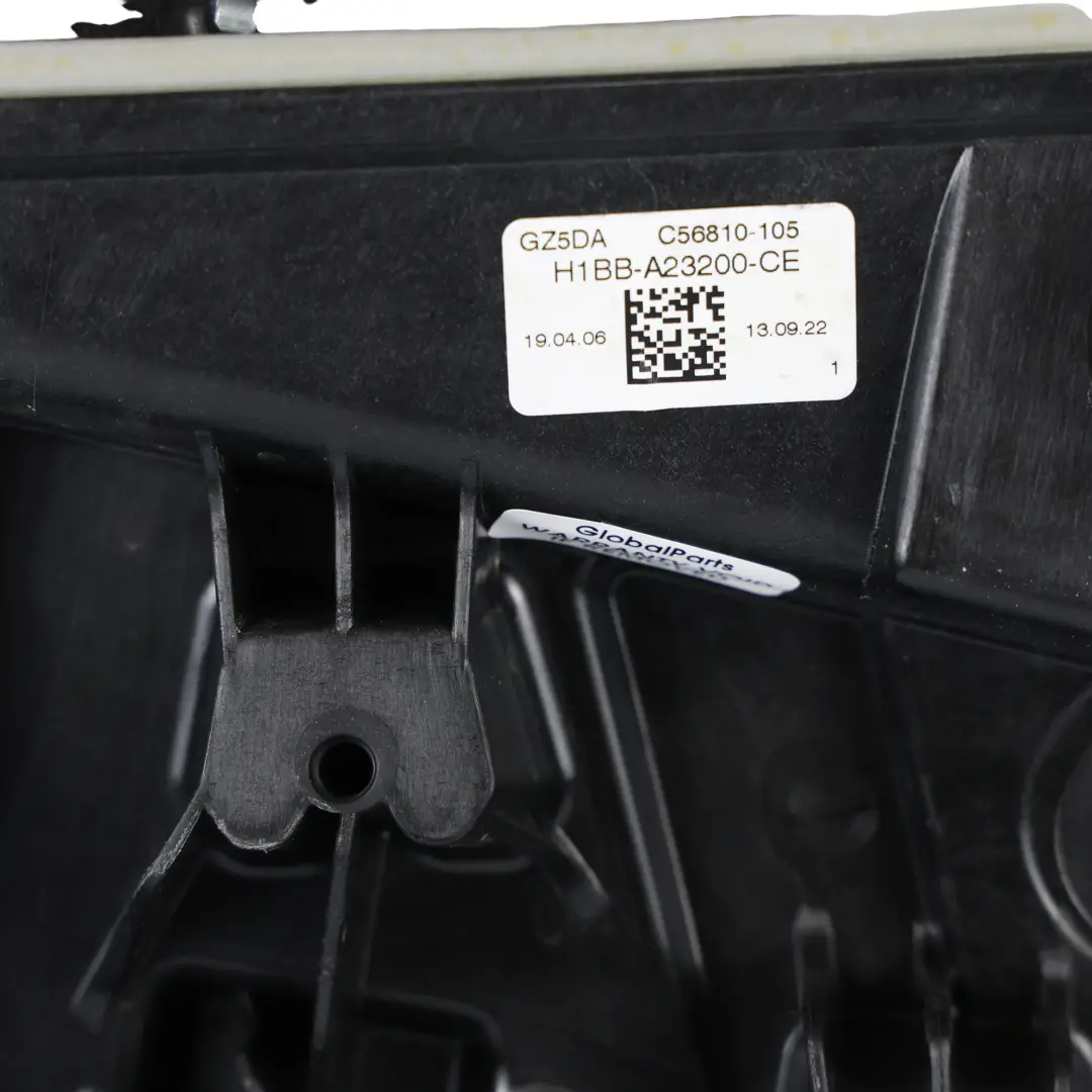 MK8 Motore Alzacristallo Anteriore Destro per Ford Fiesta con numero di parte H1BB-A23200-CE Ford Fiesta MK8 Motore Alzacristallo Anteriore Destro - SKU H1BB-A23200-CE - Numero di parte H1BB-A23200-CE