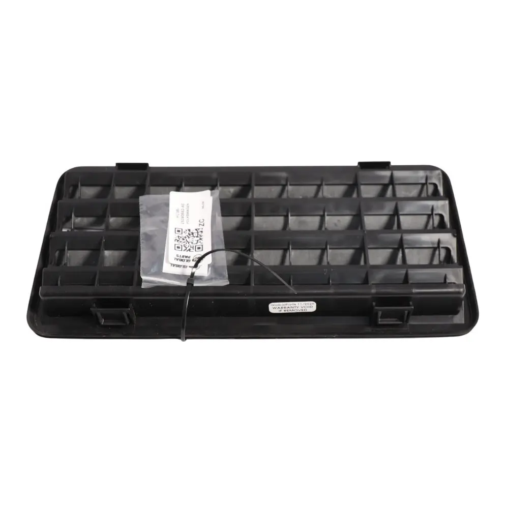 Volkswagen Amarok Mk2 Ford Ranger Rear Body Outer Air Vent - SKU HC3B-25280B62-AE - Part number HC3B-25280B62-AE