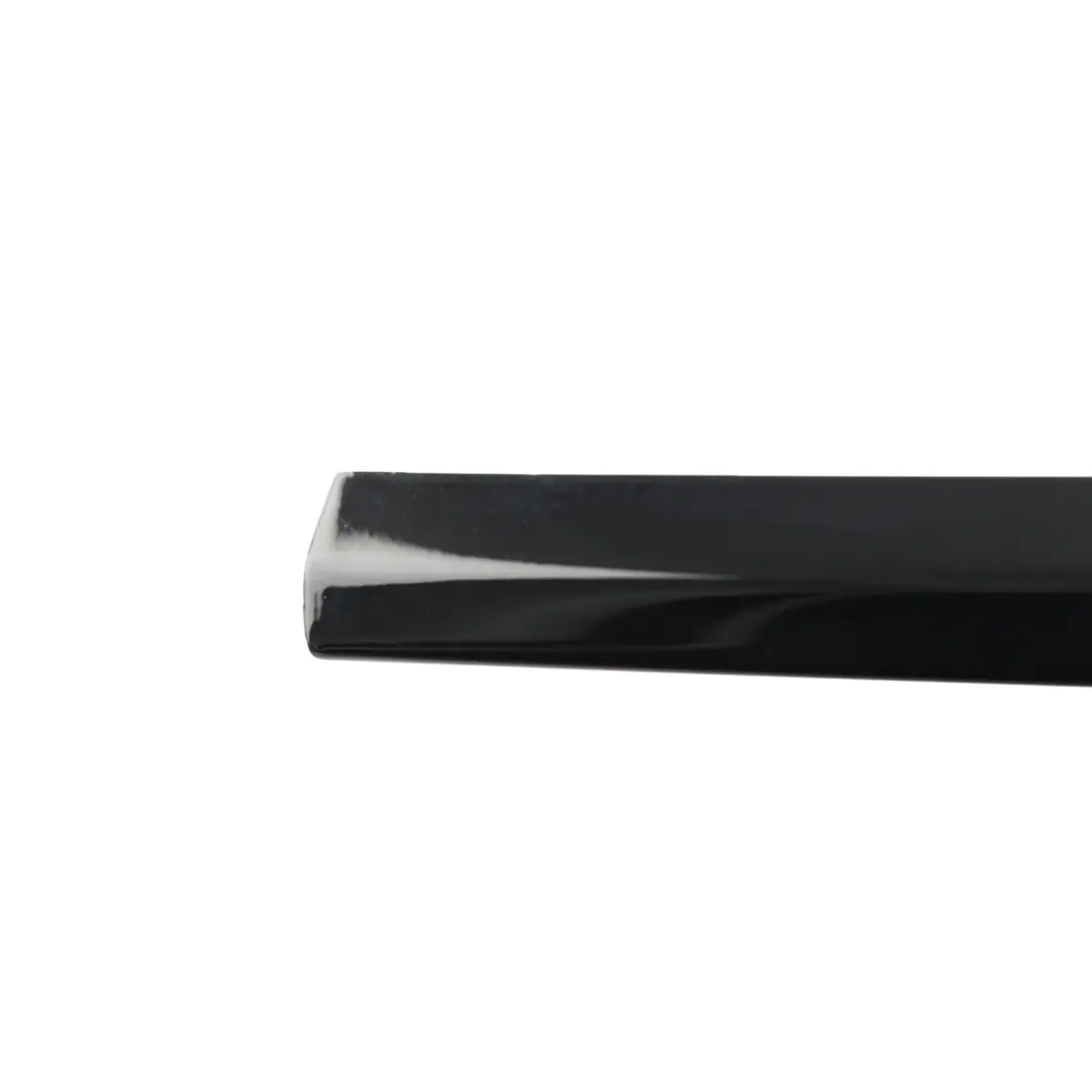 Land Rover Discovery Sport L550 Boot Handle Number Plate Light Trim - SKU 529123471 - Part number 529123471