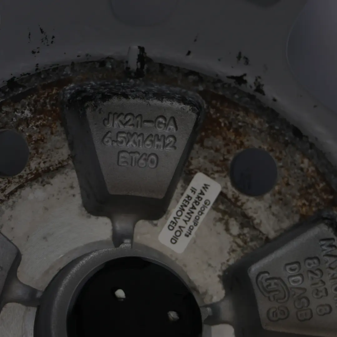 Jante En Alliage Argentée 16" 6.5J ET:60 pour Ford Transit Custom à propos du numéro de pièce JK21-GA Ford Transit Custom Jante En Alliage Argentée 16" 6.5J ET:60 - SKU JK21-GA-2 - Numéro de pièce JK21-GA