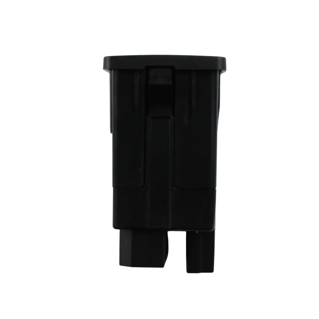 USB Auxiliary Port Socket Connector to Ford Transit Custom with Part number JK2T-14F014-AB Ford Transit Custom USB Auxiliary Port Socket Connector - SKU JK2T-14F014-AB - Part number JK2T-14F014-AB