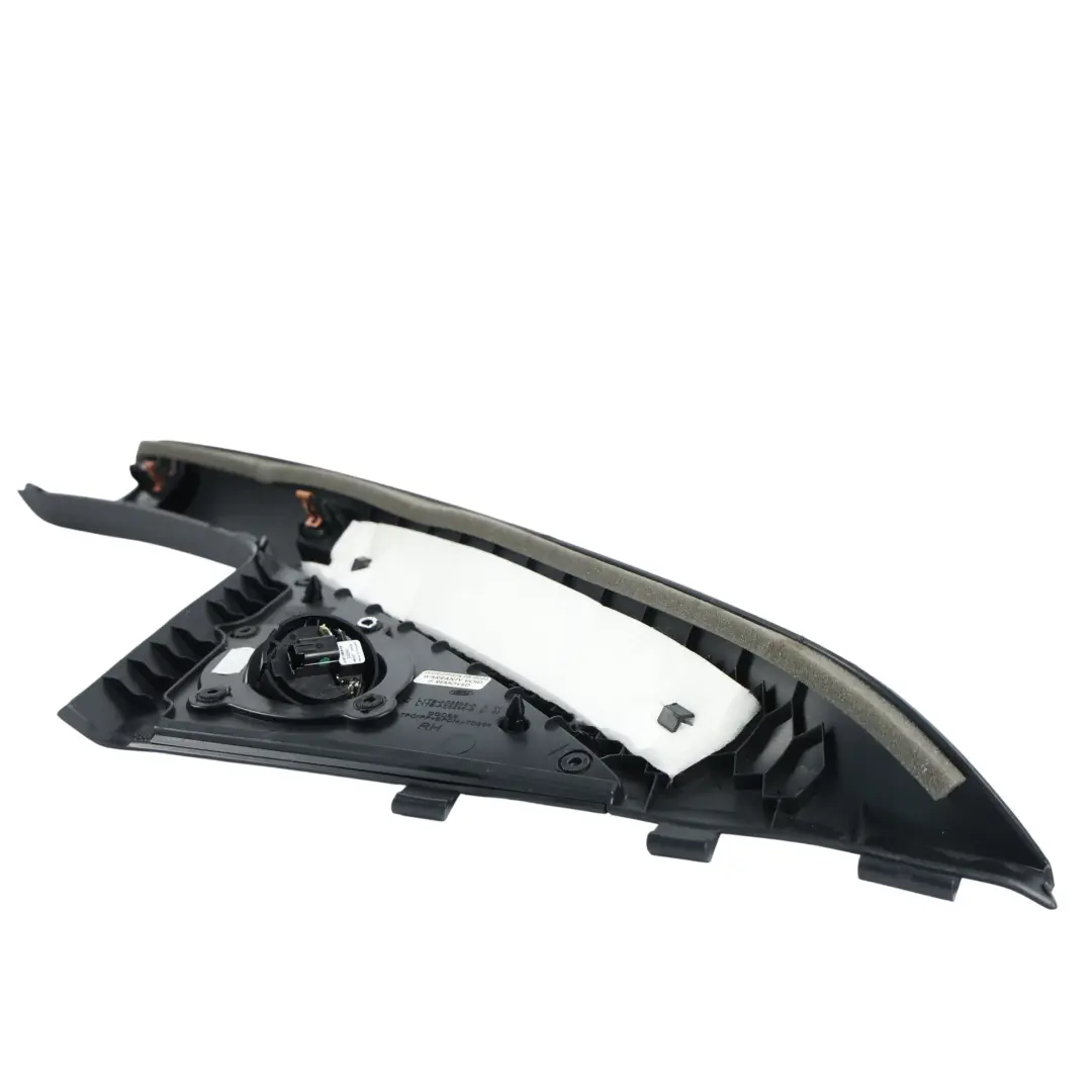 Moldura Pilar A Interior Delantera Derecha L1TB-A03598-A para Ford Puma ST CF7 con número de pieza L1TBA03598A Ford Puma ST CF7 Moldura Pilar A Interior Delantera Derecha L1TB-A03598-A - SKU L1TBA03598A - Número de pieza L1TBA03598A
