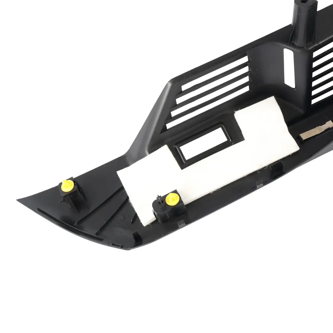 MK1 Supporto Mensola Bagagliaio Posteriore Sinistro L1TB-A46809-AGW per Ford Puma con numero di parte 2522515 Ford Puma MK1 Supporto Mensola Bagagliaio Posteriore Sinistro L1TB-A46809-AGW - SKU 2522515 - Numero di parte 2522515