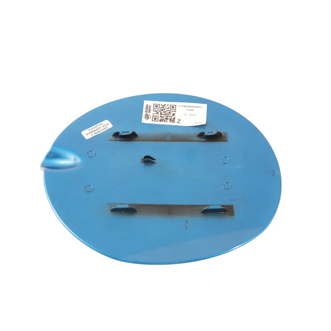 Tankdeckel Klappe L1TB-S405A02-AC Desert Island Blau 5JDC für Ford Puma mit Teilenummer 2449418 Ford Puma Tankdeckel Klappe L1TB-S405A02-AC Desert Island Blau 5JDC - SKU 2449418-DIS - Teilenummer 2449418