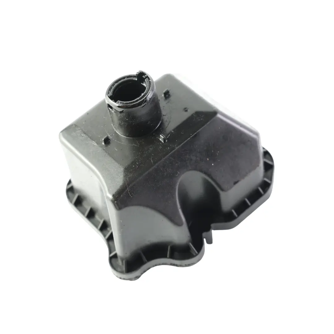Separador Aceite 3.0L V6 Diesel para Land Rover Range Rover Sport L494 con número de pieza LR013532 Land Rover Range Rover Sport L494 Separador Aceite 3.0L V6 Diesel - SKU LR013532 - Número de pieza LR013532