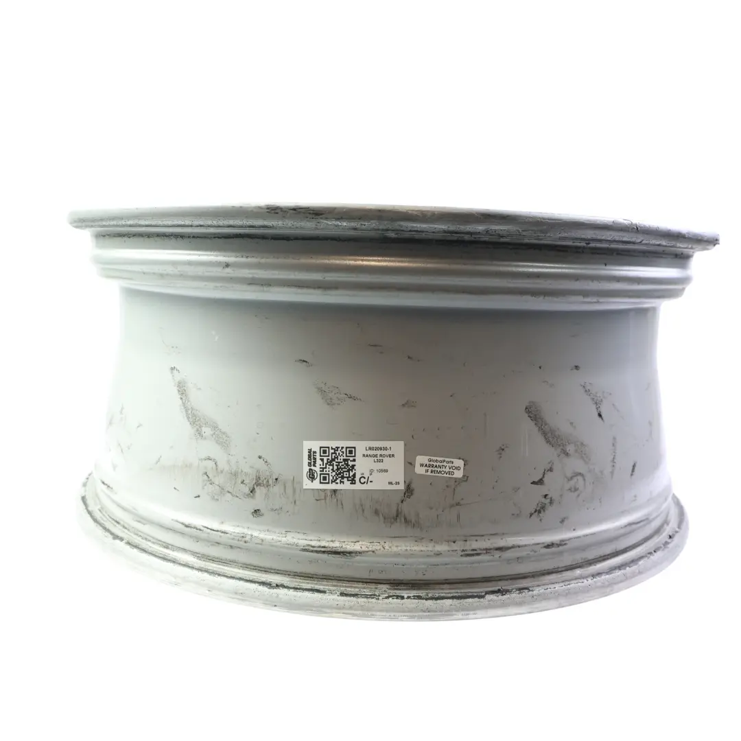 Srebrna Felga Aluminiowa 20" 8.5J ET58 BH4M-1007-BA do Range Rover L322 o numerze LR020930 Range Rover L322 Srebrna Felga Aluminiowa 20" 8.5J ET58 BH4M-1007-BA - SKU LR020930-1 - Numer Części LR020930