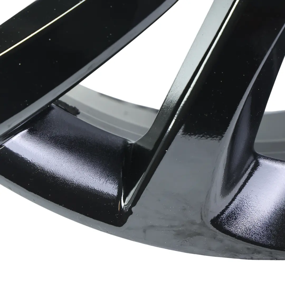 Czarna Felga Aluminiowa 20" 8J ET:45 FK7M-1007-MB do Land Rover Discovery L550 o numerze LR074095 Land Rover Discovery L550 Czarna Felga Aluminiowa 20" 8J ET:45 FK7M-1007-MB - SKU LR074095-2 - Numer Części LR074095