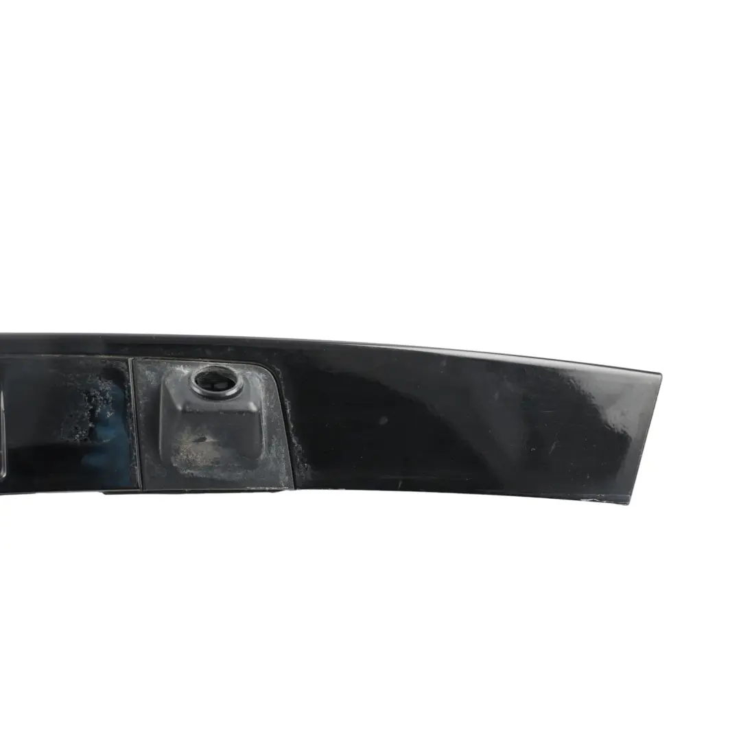 Boot Lid Handle Trim Strip Dark Sapphire Blue JBC2149 to Land Rover Discovery L550 with Part number LR085503 Land Rover Discovery L550 Boot Lid Handle Trim Strip Dark Sapphire Blue JBC2149 - SKU LR085503-DAS - Part number LR085503