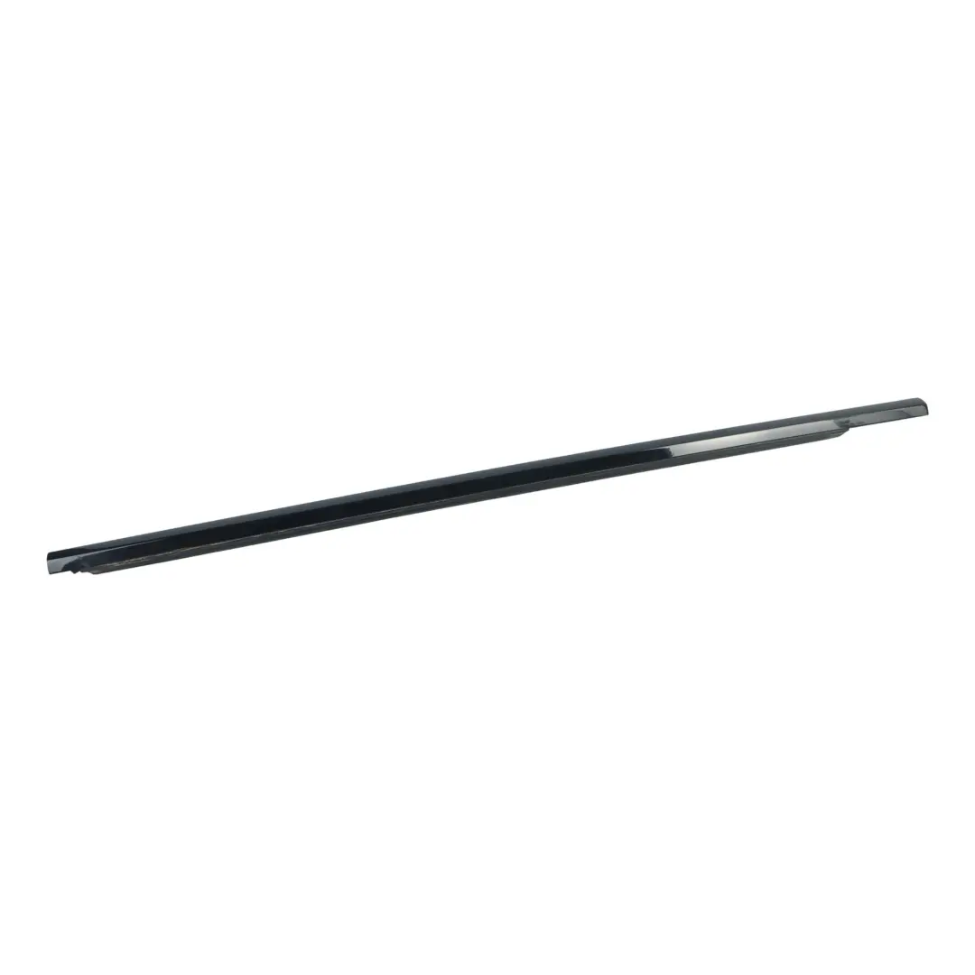 Door Weatherstrip Front Right O/S J8A221452AE to Land Rover Range Rover Velar L560 with Part number LR111472 Land Rover Range Rover Velar L560 Door Weatherstrip Front Right O/S J8A221452AE - SKU LR111472 - Part number LR111472