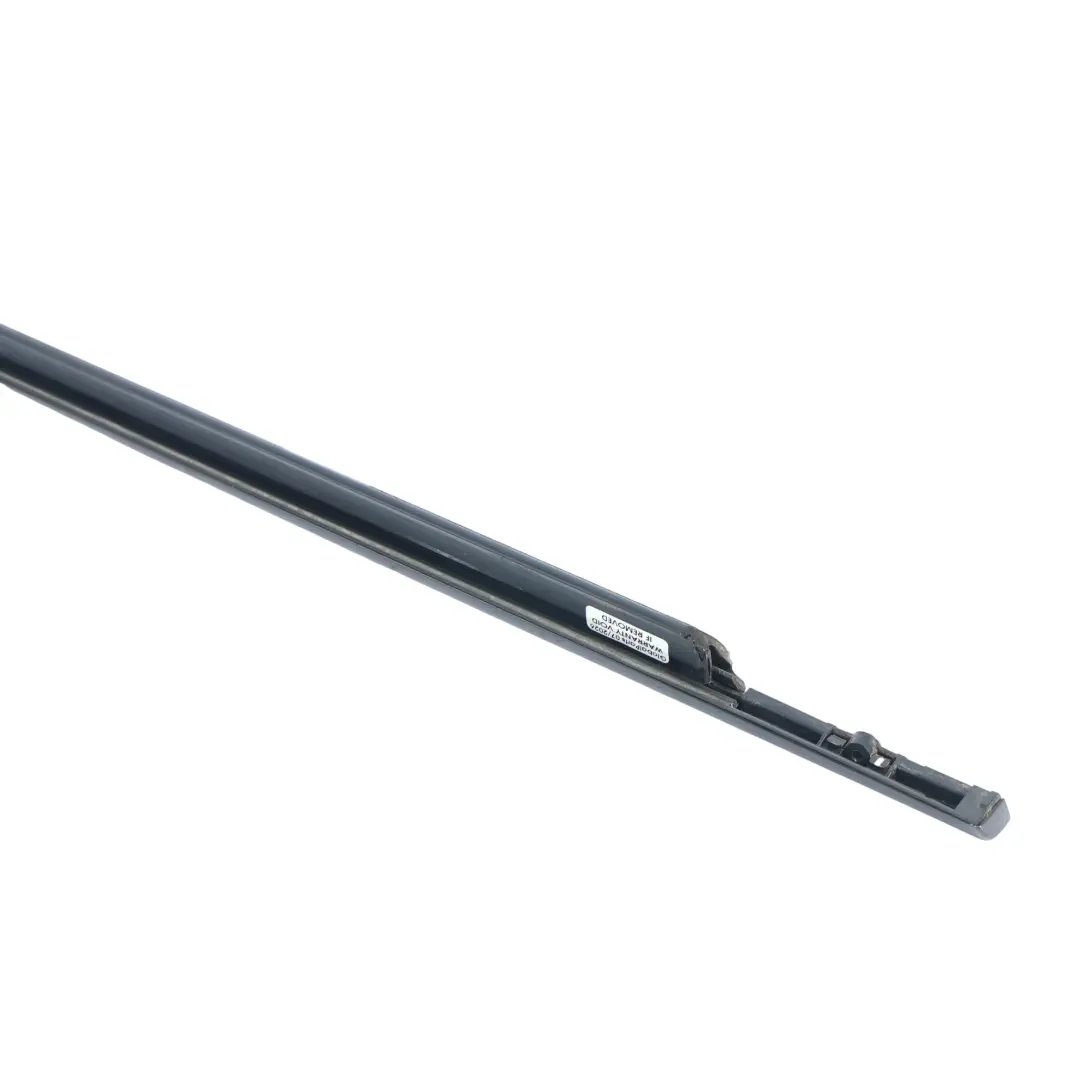 Land Rover Range Rover Velar L560 Türdichtung Vorne Rechts J8A221452AE - SKU LR111472 - Teilenummer LR111472