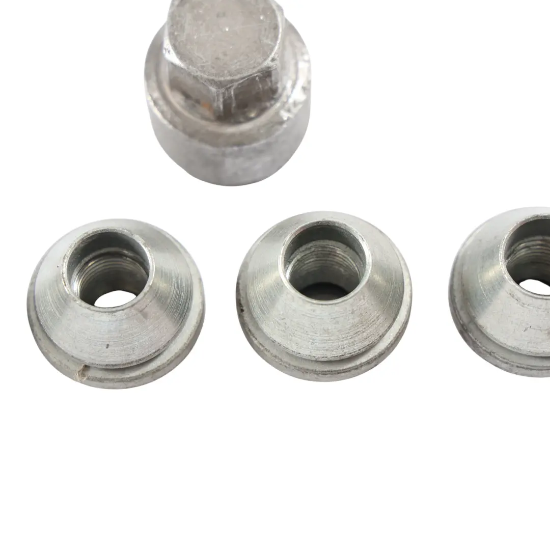 Land Rover Range Rover Velar L560 Chiave Dado Bloccaggio Ruota JK72-17A147-AA - SKU LR116657 - Numero di parte LR116657