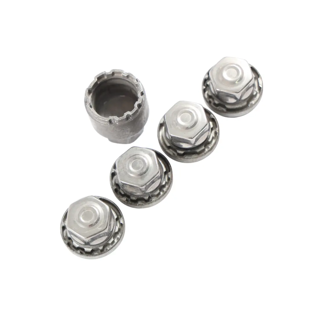 Chiave Dado Bloccaggio Ruota JK72-17A147-AA per Land Rover Range Rover Velar L560 con numero di parte LR116657 Land Rover Range Rover Velar L560 Chiave Dado Bloccaggio Ruota JK72-17A147-AA - SKU LR116657 - Numero di parte LR116657