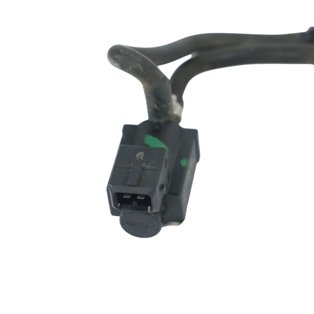 Solenoid Valve Vacuum Control M8A2-12A493-DB to Land Rover Range Rover Velar L560 with Part number LR141408 Land Rover Range Rover Velar L560 Solenoid Valve Vacuum Control M8A2-12A493-DB - SKU LR141408 - Part number LR141408