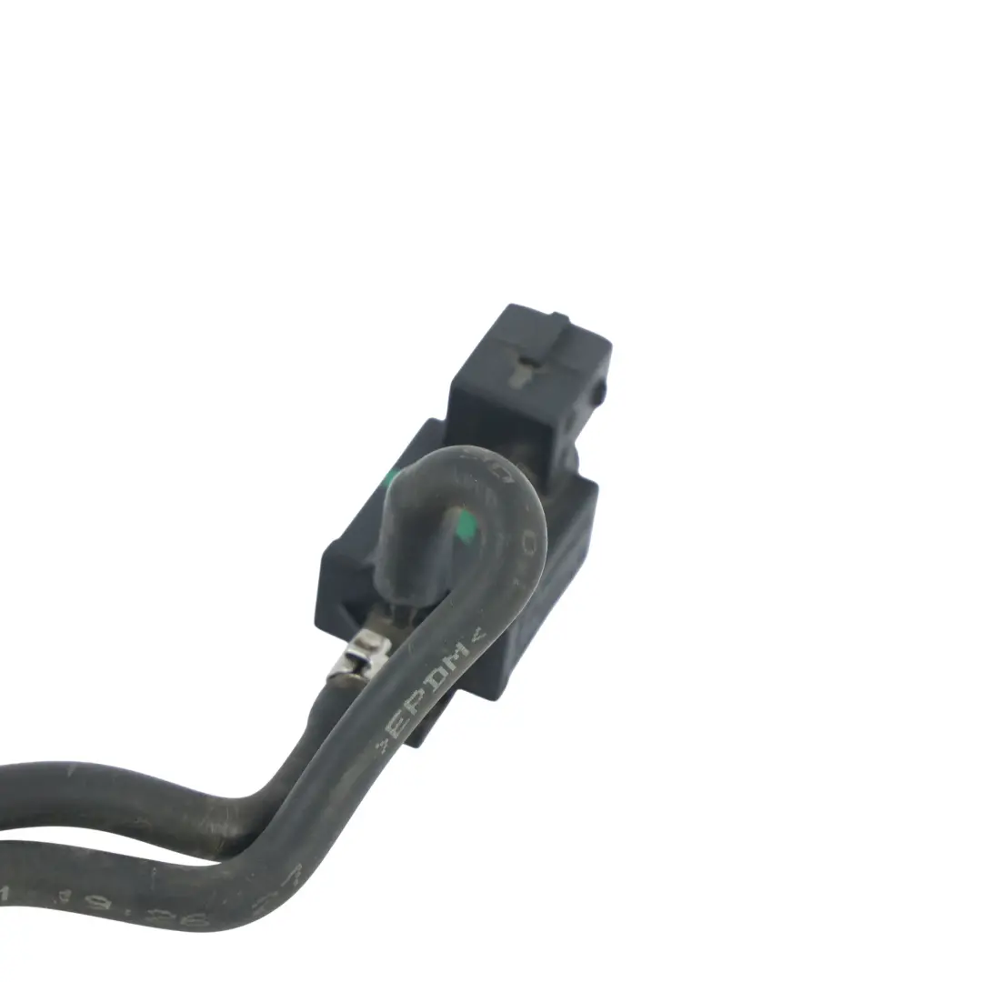 Solenoid Valve Vacuum Control M8A2-12A493-DB to Land Rover Range Rover Velar L560 with Part number LR141408 Land Rover Range Rover Velar L560 Solenoid Valve Vacuum Control M8A2-12A493-DB - SKU LR141408 - Part number LR141408