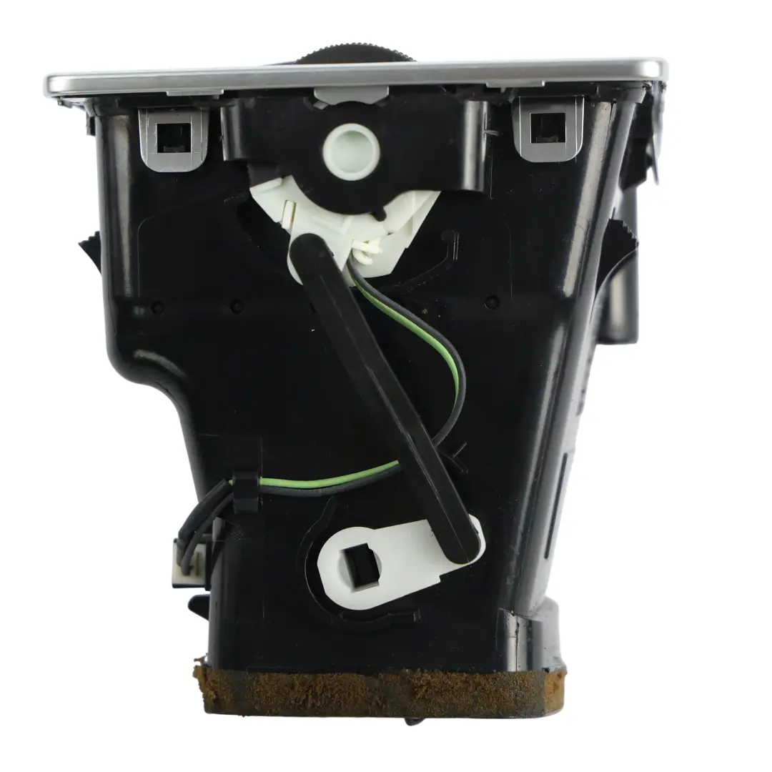 Front Dashboard Air Vent Panel Nozzle Left N/S to Range Rover L322 with Part number LRGJBD500270 Range Rover L322 Front Dashboard Air Vent Panel Nozzle Left N/S - SKU LRGJBD500270 - Part number LRGJBD500270