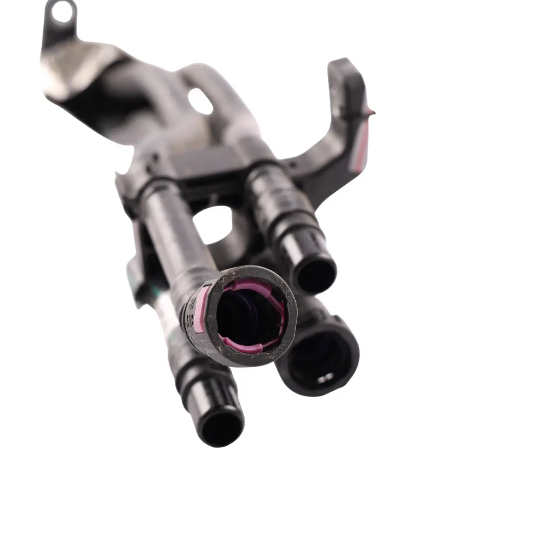Cooling Coolant Pipe Hose Hybrid to Land Rover Discovery L550 Battery with Part number M8D2-8D274-AB Land Rover Discovery L550 Battery Cooling Coolant Pipe Hose Hybrid - SKU M8D2-8D274-AB - Part number M8D2-8D274-AB