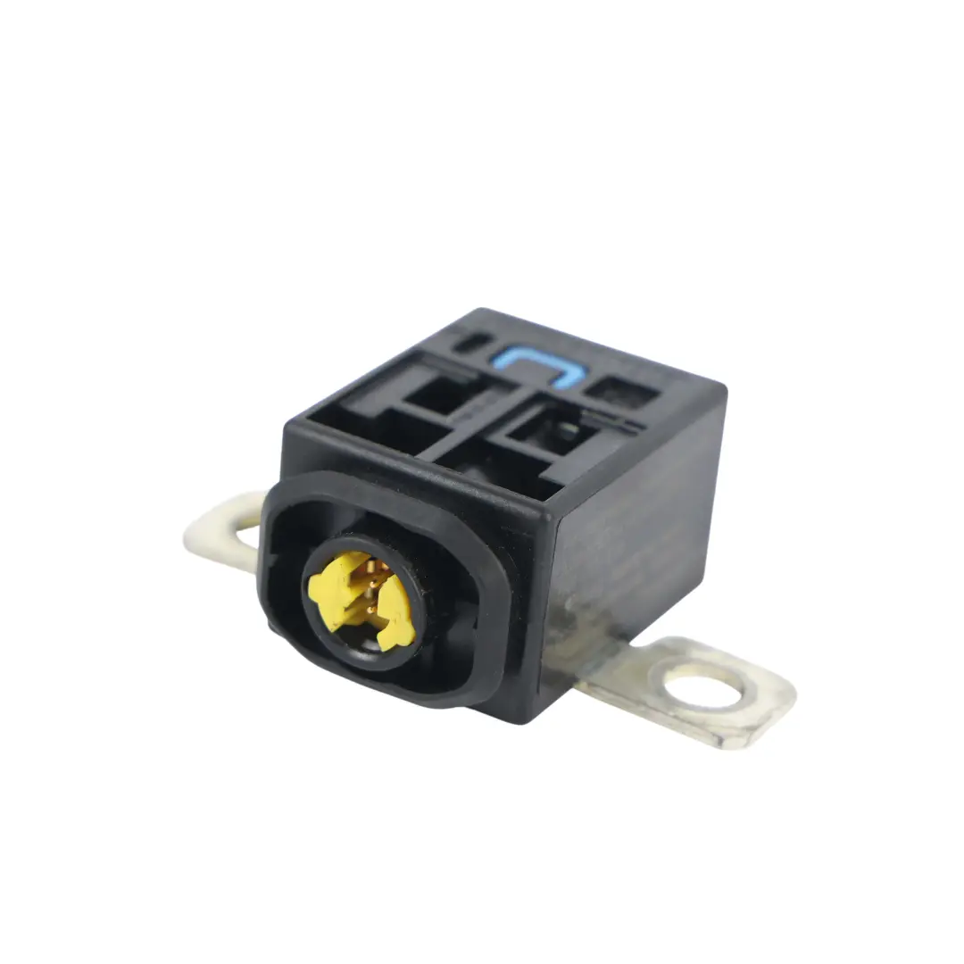 Disconnect Fuse Pyroswitch Pyrofuse to Mercedes Battery with Part number N000000006967 Mercedes Battery Disconnect Fuse Pyroswitch Pyrofuse - SKU N000000006967 - Part number N000000006967