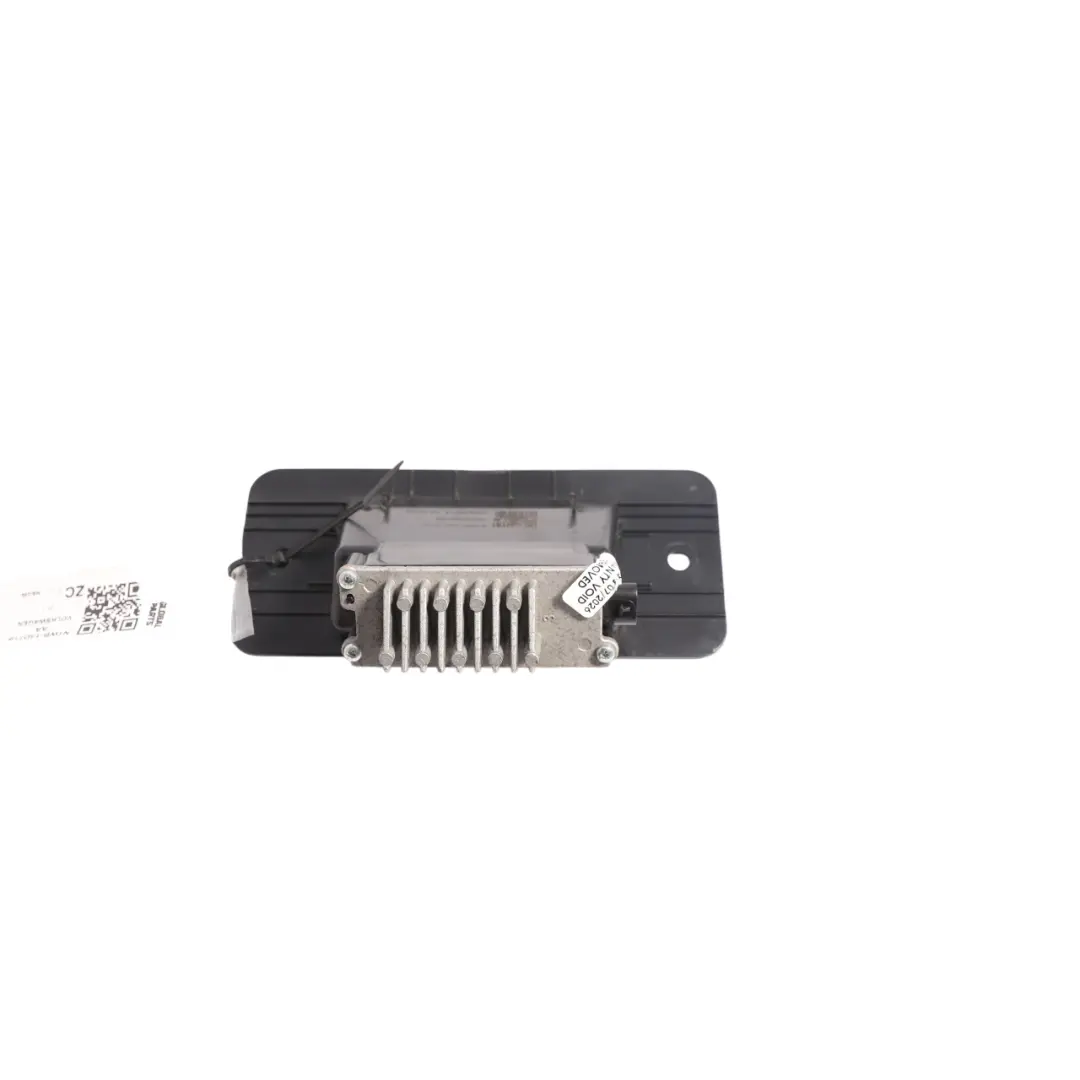 Mk2 NF Lampa Oświetlenia Tylnej Klapy do Volkswagen Amarok o numerze N1WB-13D719-AA Volkswagen Amarok Mk2 NF Lampa Oświetlenia Tylnej Klapy - SKU N1WB-13D719-AA - Numer Części N1WB-13D719-AA