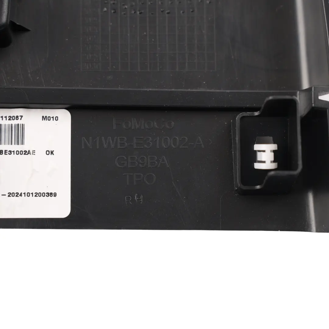 Kunststoff Abdeckung Verkleidung Innenraum für Volkswagen Amarok Nf mit Teilenummer N1WB-E31002-A Volkswagen Amarok Nf Kunststoff Abdeckung Verkleidung Innenraum - SKU N1WB-E31002-A - Teilenummer N1WB-E31002-A