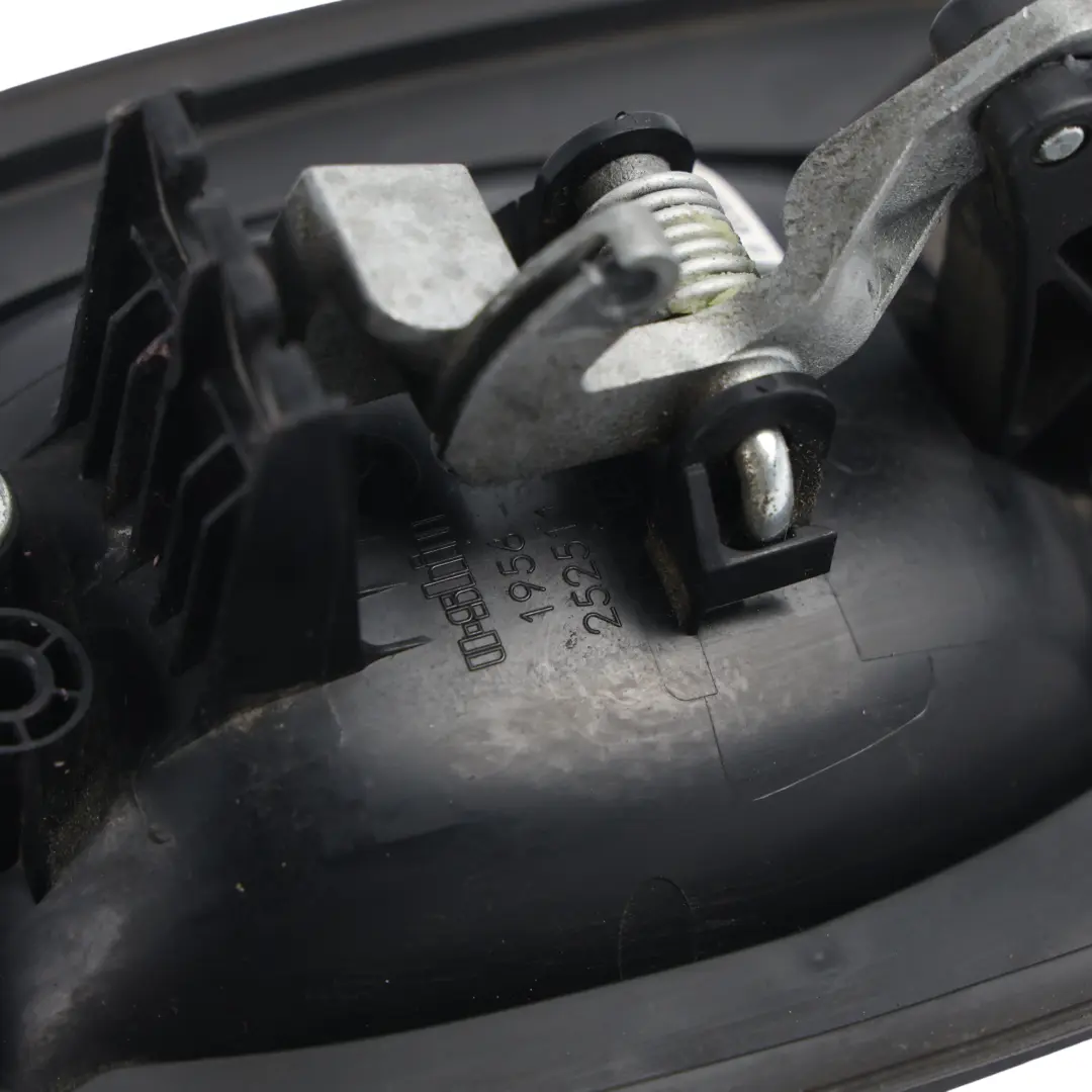Mk3 Front Door Grab Handle Left N/S to Citroën Relay Peugeot Boxer with Part number NU33010 Citroën Relay Peugeot Boxer Mk3 Front Door Grab Handle Left N/S - SKU RHD-NU33010 - Part number NU33010