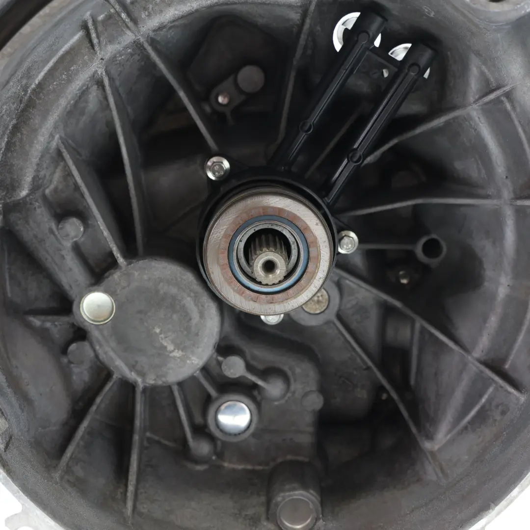 Gearbox 5 Speed B5/IB5 8A6R-7002-JJ WARRANTY to Ford Fiesta Mk7 1.2 Petrol Manual with Part number P8A6R-7002-JK Ford Fiesta Mk7 1.2 Petrol Manual Gearbox 5 Speed B5/IB5 8A6R-7002-JJ WARRANTY - SKU P8A6R-7002-JK - Part number P8A6R-7002-JK