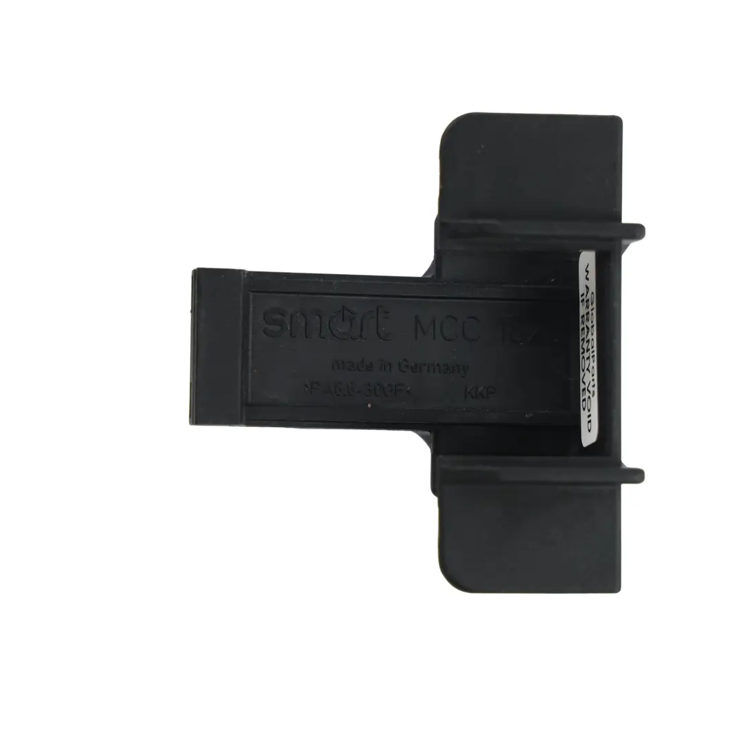 C450 Uchwyt Klamki Przednich Drzwi Lewy do Smart Fortwo o numerze Q0001828V005000000 Smart Fortwo C450 Uchwyt Klamki Przednich Drzwi Lewy - SKU Q0001828V005000000 - Numer Części Q0001828V005000000