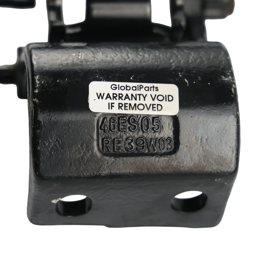 Smart C450 Front Door Hinge Bottom Right O/S - SKU Q0002322V005000000 - Part number Q0002322V005000000